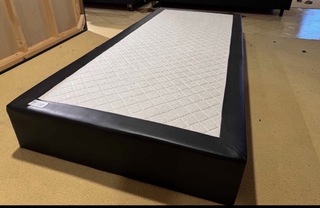 Losse boxspring, zwart